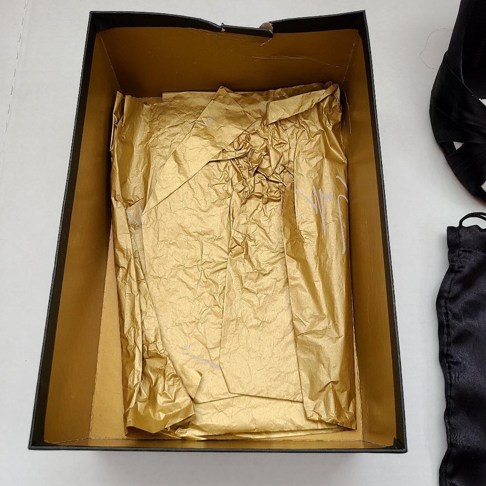 Giuseppe Zanotti Black Sandal - Picture 9 of 14